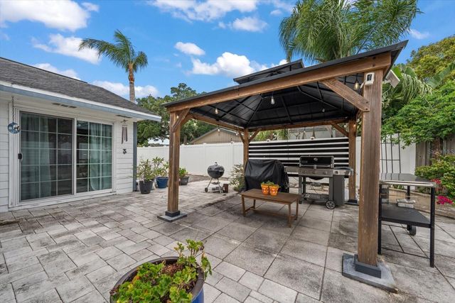 420 OXFORD ROAD, Palm Harbor, FL 34683