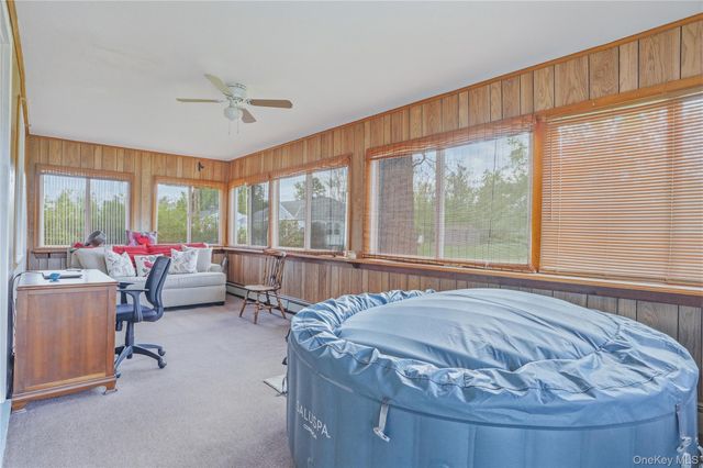 711 Neighborhood Road, Lake Katrine, NY 12449