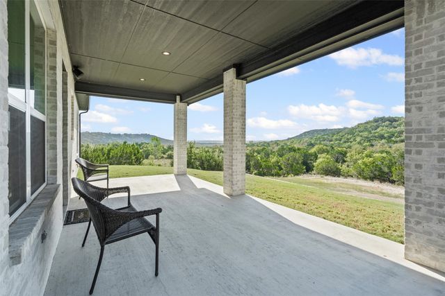 8732 Fullerton Drive, Cleburne, TX 76033