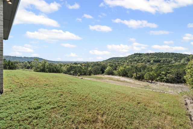 8732 Fullerton Drive, Cleburne, TX 76033