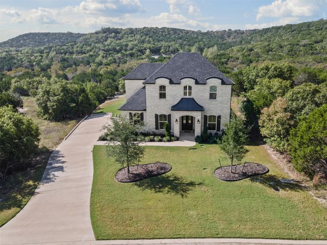 8732 Fullerton Drive, Cleburne, TX 76033