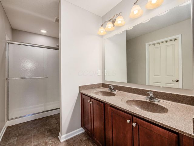 6816 Kinsale Lane, Powell, OH 43065