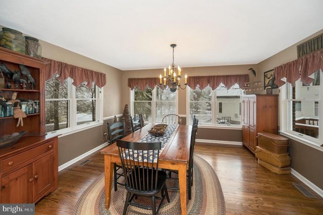 3201 LAKEVIEW PKWY, Locust Grove, VA 22508