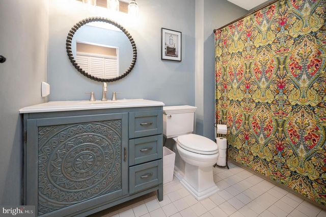 3201 LAKEVIEW PKWY, Locust Grove, VA 22508