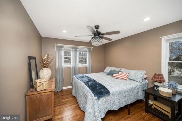 3201 LAKEVIEW PKWY, Locust Grove, VA 22508