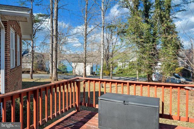 3201 LAKEVIEW PKWY, Locust Grove, VA 22508