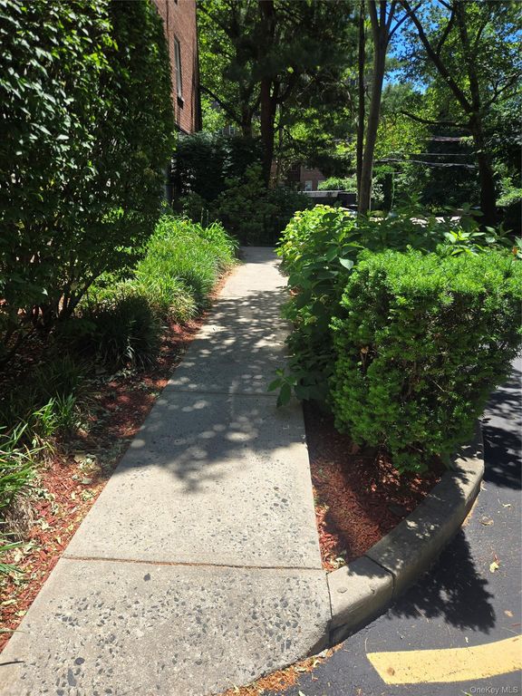 765 Bronx River 3F, Bronxville, NY 10708 — photo 3
