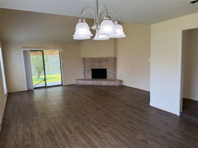 8027 Wind Forest Drive, Houston, TX 77040