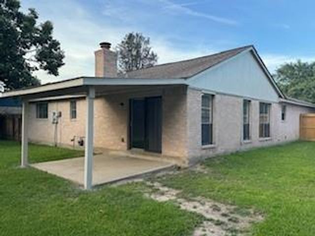 8027 Wind Forest Drive, Houston, TX 77040