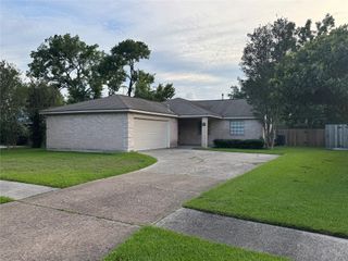 8027 Wind Forest Drive, Houston, TX 77040