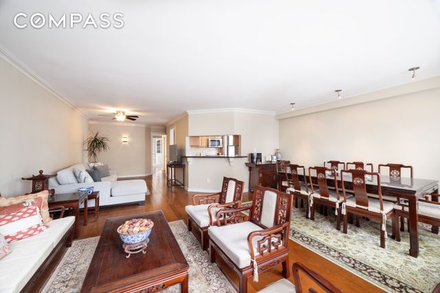 399 E 72nd St Apt 15A, New York City, NY 10021