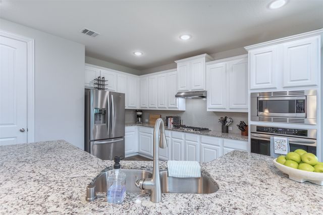 2536 Governors Boulevard, Heath, TX 75126