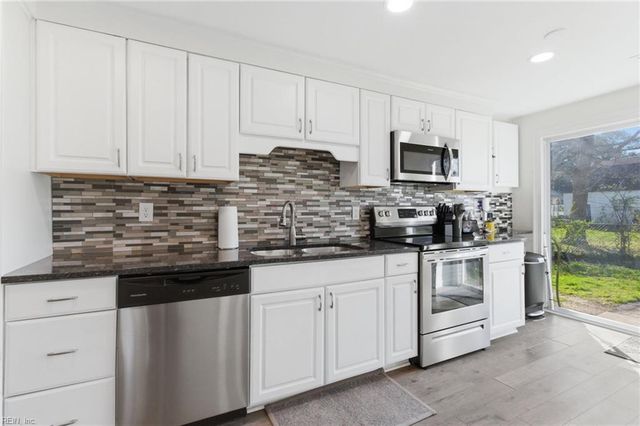 2404 Andrews BLVD, Hampton, VA 23666