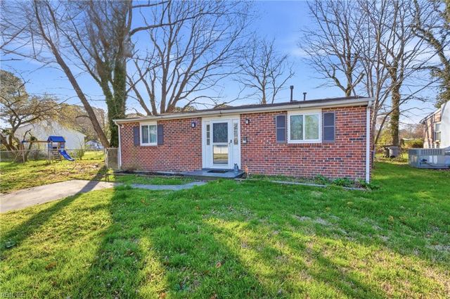 2404 Andrews BLVD, Hampton, VA 23666