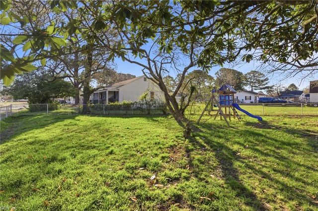 2404 Andrews BLVD, Hampton, VA 23666