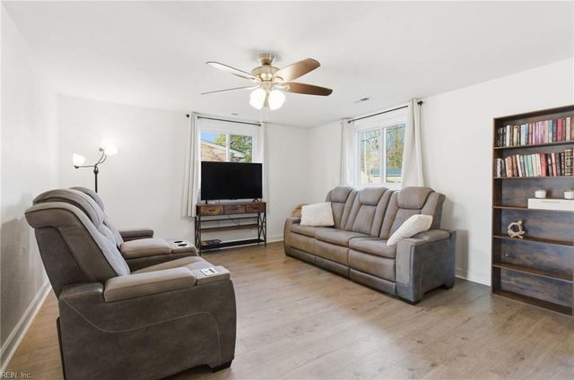 2404 Andrews BLVD, Hampton, VA 23666