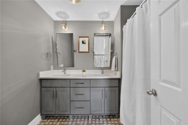 135 Gilford Way, Atlanta, GA 30350