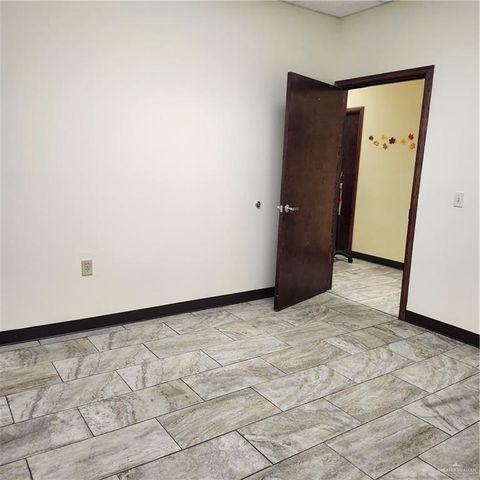 2010 S Cynthia Street 108 A, Mcallen, TX 78501