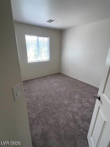 9460 Magnificent Avenue, Las Vegas, NV 89148