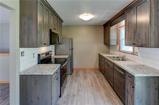1604 N Emery Street, Independence, MO 64050
