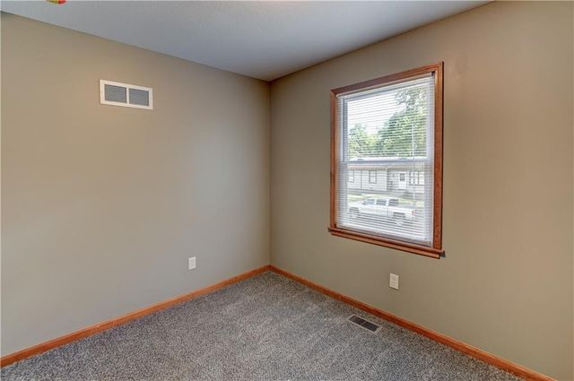 1604 N Emery Street, Independence, MO 64050