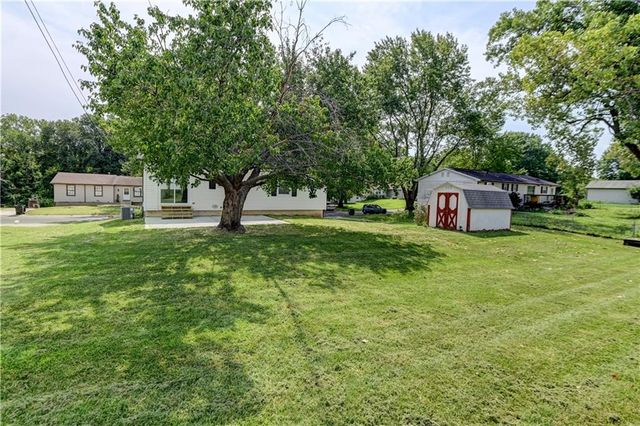 1604 N Emery Street, Independence, MO 64050