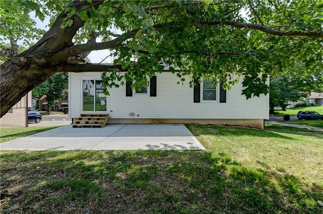 1604 N Emery Street, Independence, MO 64050