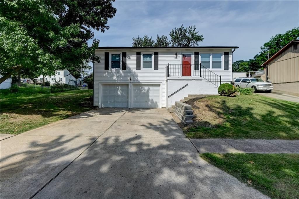 1604 N Emery Street, Independence, MO 64050