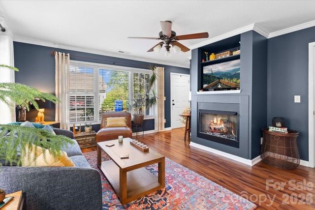 92 Rotunda Circle, Asheville, NC 28806