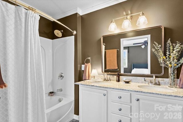 92 Rotunda Circle, Asheville, NC 28806