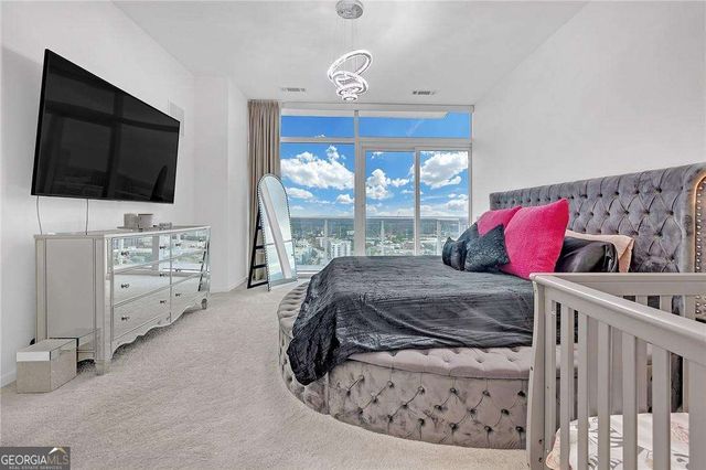 45 Ivan Allen Jr Boulevard NW 2604, Atlanta, GA 30308