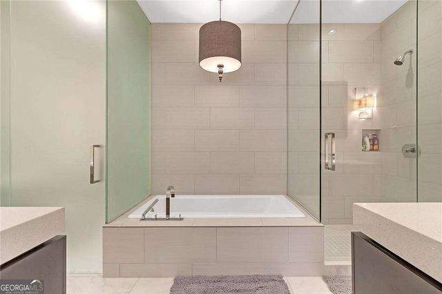 45 Ivan Allen Jr Boulevard NW 2604, Atlanta, GA 30308