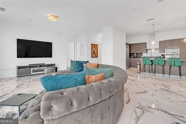 45 Ivan Allen Jr Boulevard NW 2604, Atlanta, GA 30308