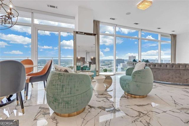 45 Ivan Allen Jr Boulevard NW 2604, Atlanta, GA 30308