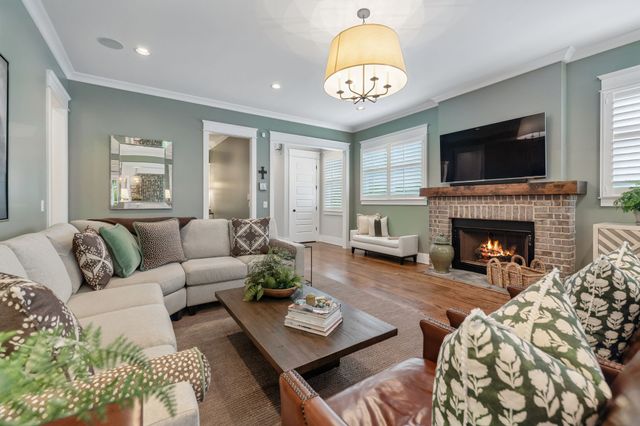 3410 Benham Ave, Nashville, TN 37215