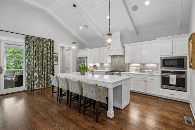 3410 Benham Ave, Nashville, TN 37215
