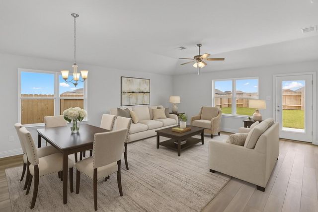 2111 Emerald Lake Trail, Dayton, TX 77525