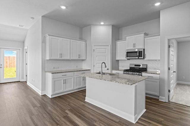 2111 Emerald Lake Trail, Dayton, TX 77525