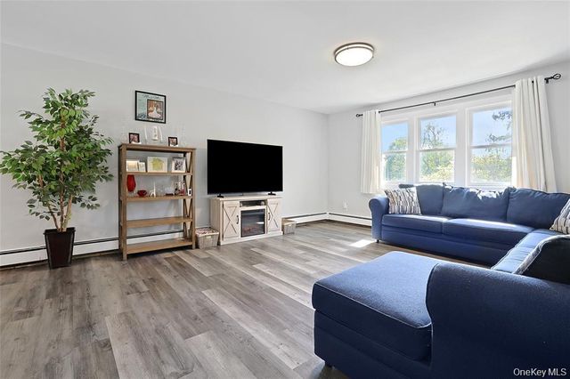 7 Bryant Road, Carmel, NY 10512
