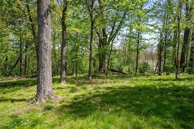 166 Walden Way, North Fayette, PA 15126