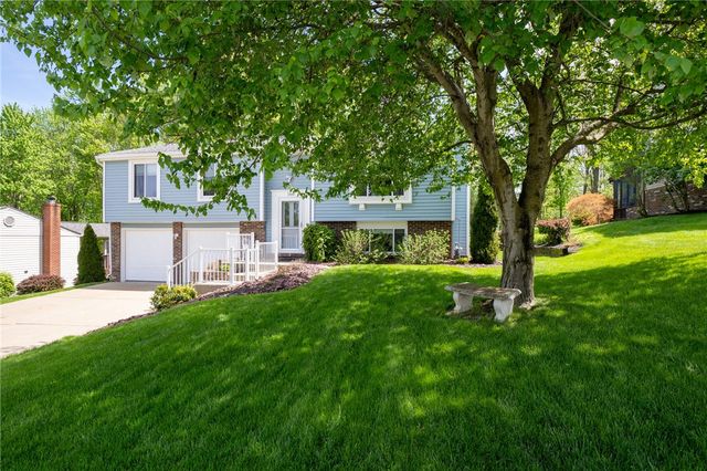 166 Walden Way, North Fayette, PA 15126