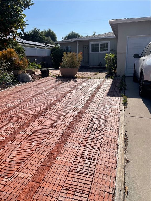 10406 Densmore Avenue, Granada Hills, CA 91344