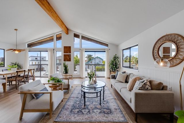 524 Middlefield Drive, Aptos, CA 95003