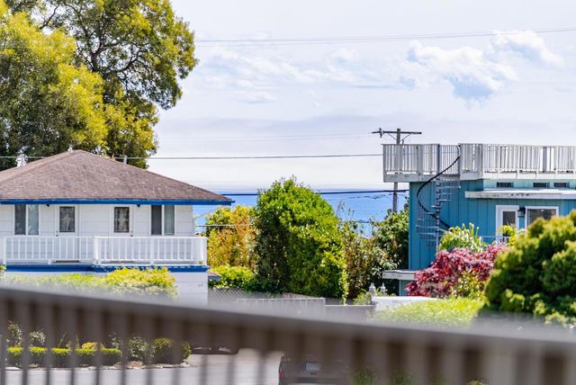 524 Middlefield Drive, Aptos, CA 95003