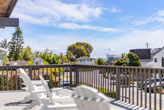 524 Middlefield Drive, Aptos, CA 95003