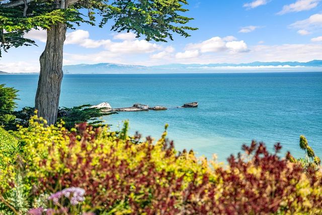 524 Middlefield Drive, Aptos, CA 95003