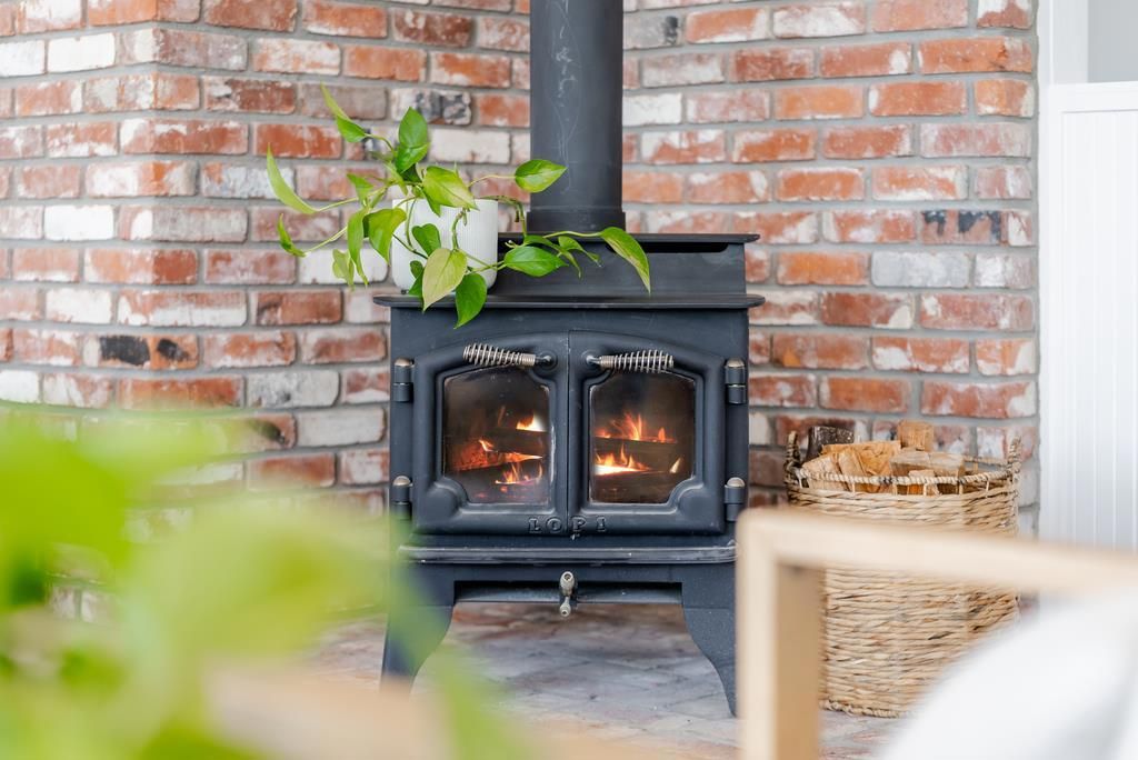 Image 10 of property listing at 524 Middlefield Drive, Aptos, CA 95003