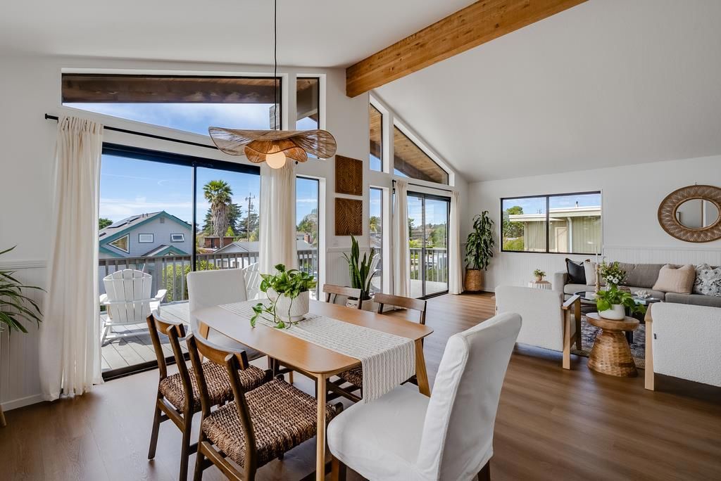 Image 19 of property listing at 524 Middlefield Drive, Aptos, CA 95003