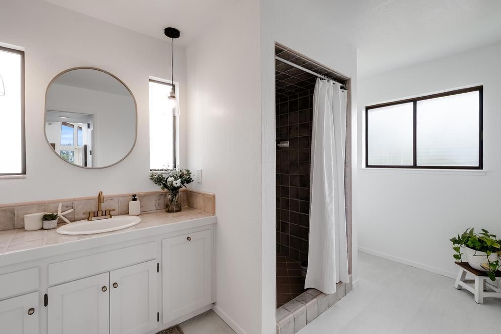 Image 30 of property listing at 524 Middlefield Drive, Aptos, CA 95003