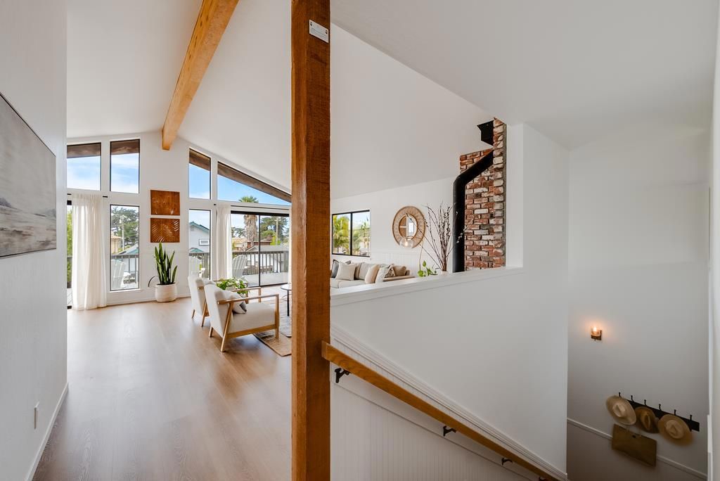 Image 31 of property listing at 524 Middlefield Drive, Aptos, CA 95003